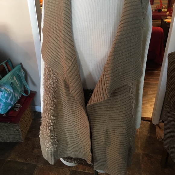 Kenzie Vest - Picture 8 of 8